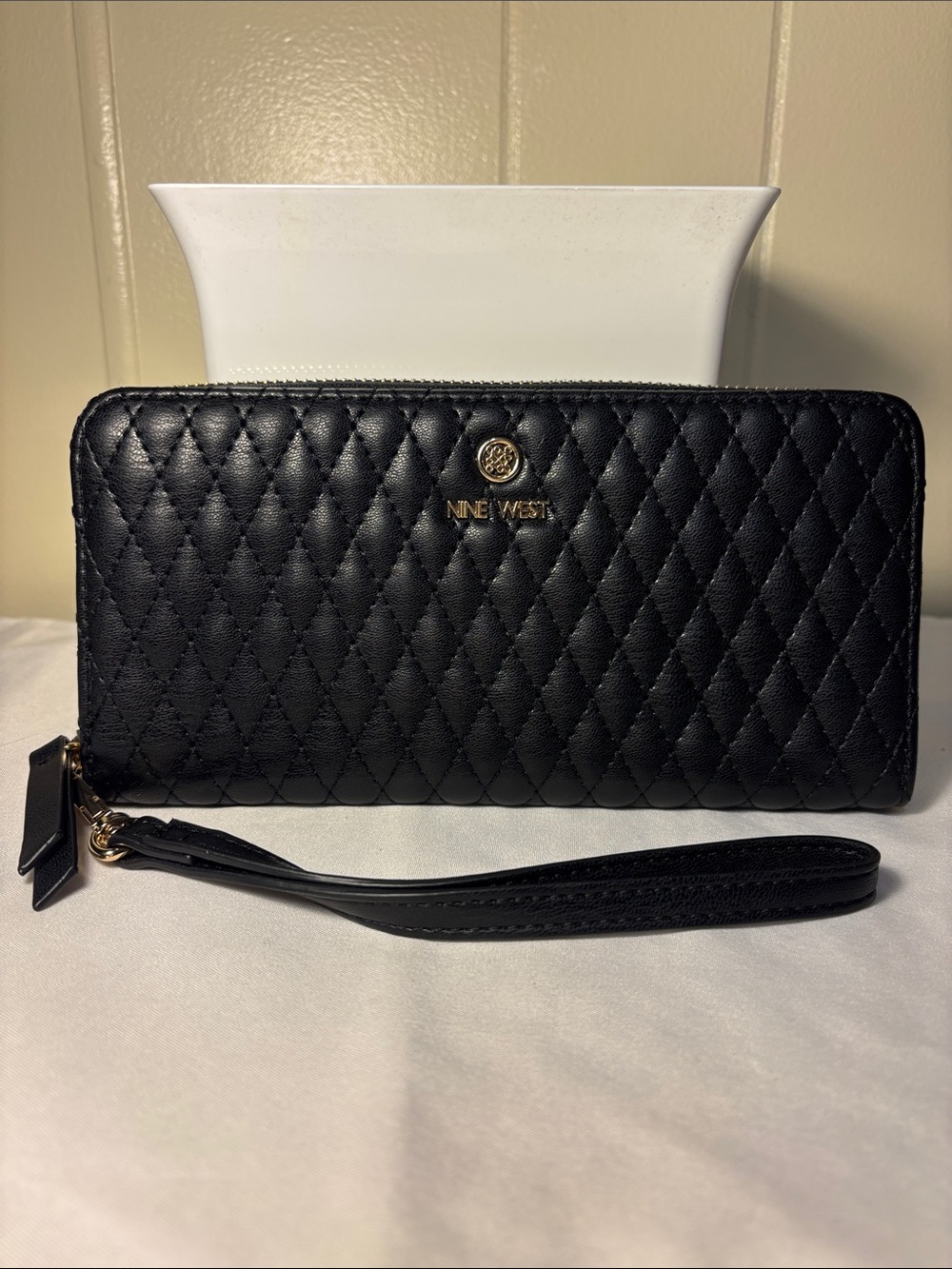 🖤 NWOT Nine West Linnette Quilted Zip-Around Wallet Wristlet – Full Set! 🖤